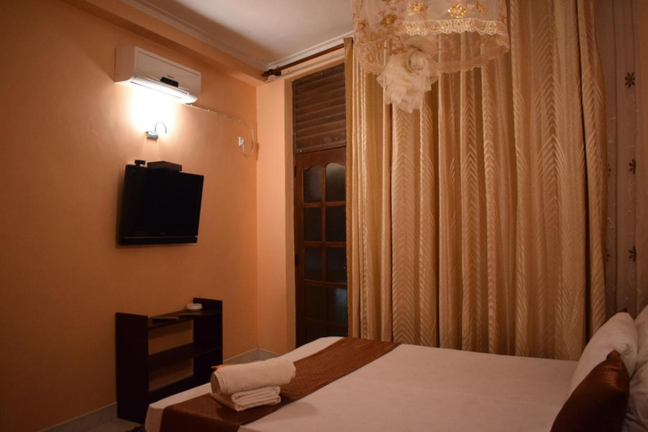 كاندي Grand Resort المظهر الخارجي الصورة